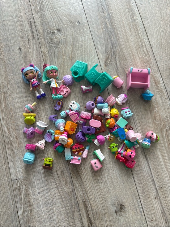 Shopkins Other - Shopkins Mini Collectibles Lot in Pink, Purple, Teal